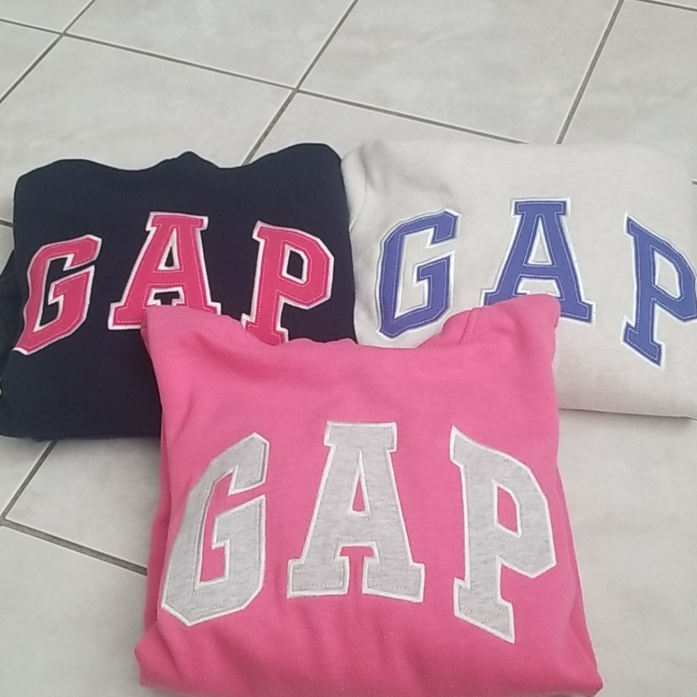 Gap sweaters